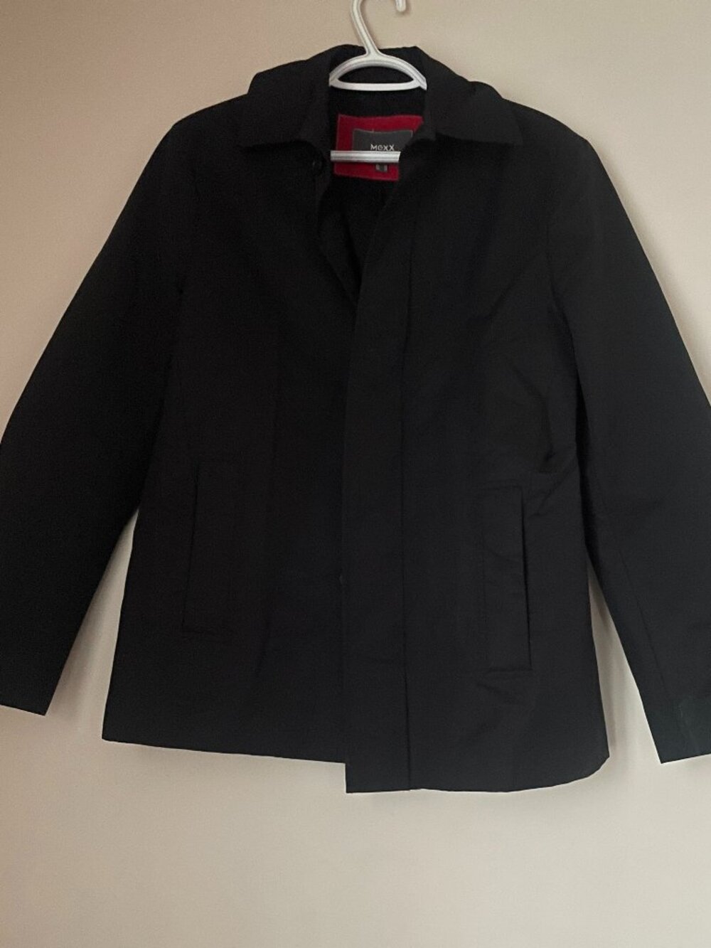 Mexx Black Tailored Jacket – Minimal Chic Layer
